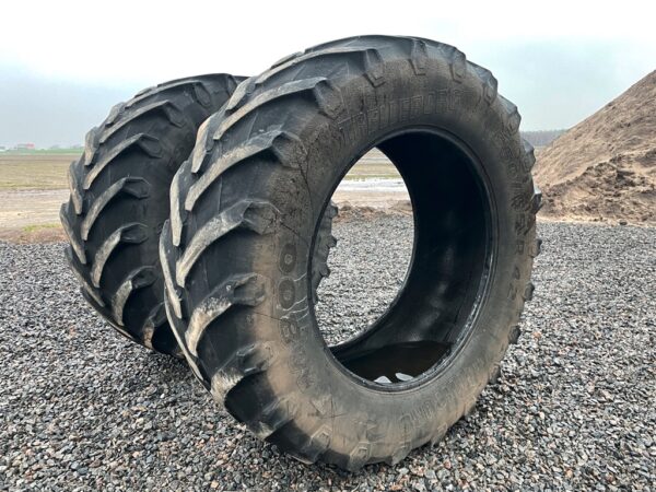 Däck 650/65-R42