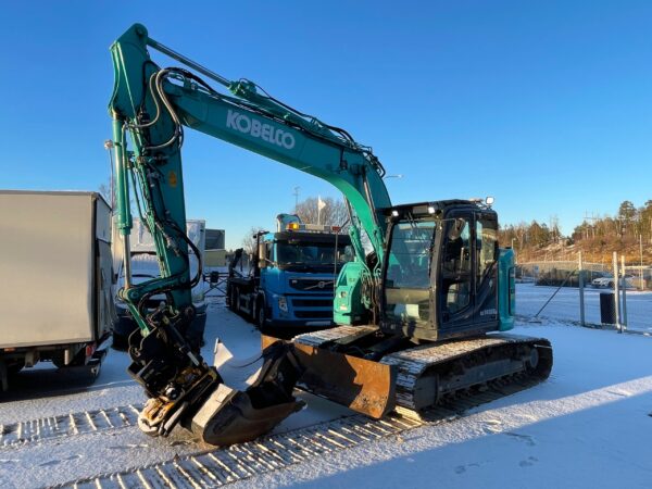 17-tons bandgrävmaskin