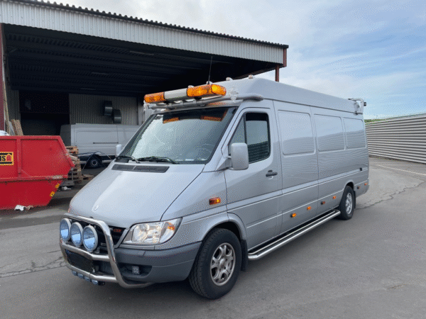 Högtryckspolbil med låga mil