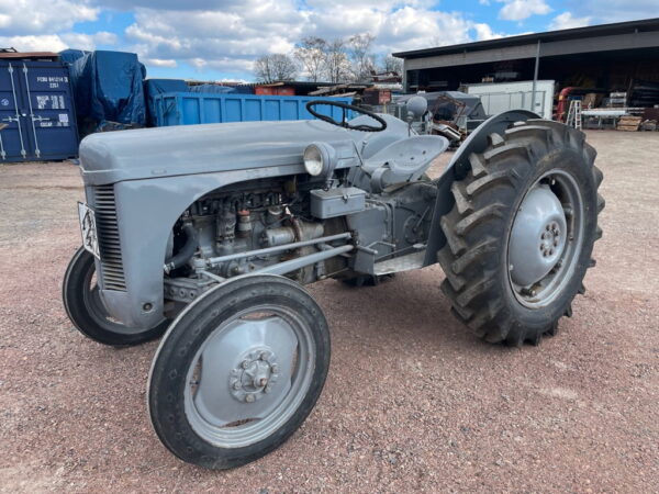 Veterantraktor Grålle