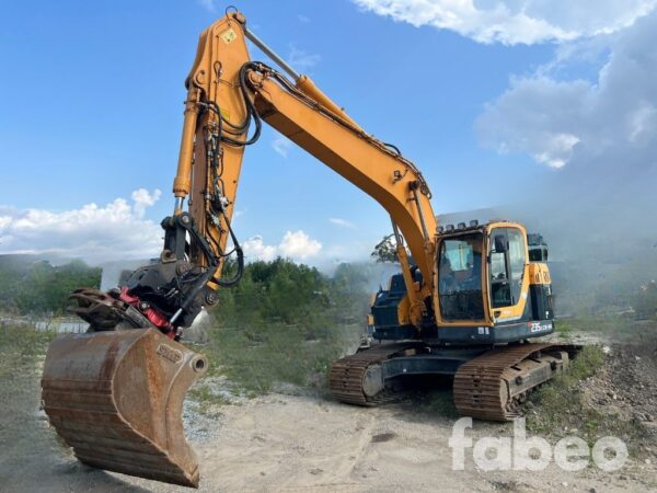 Hyundai Robex 235 LCR-9A Bandgrävare