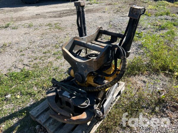 Engcon EC226 Tiltrotator med gripkassett