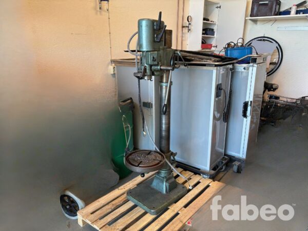 Arboga E100 Pelarborrmaskin