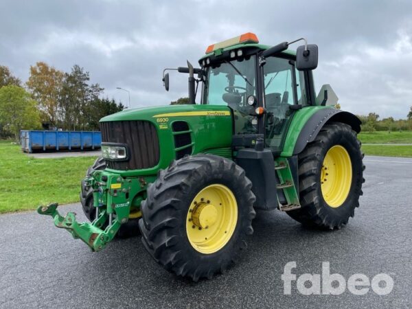 John Deere 6930 John Deere 6930