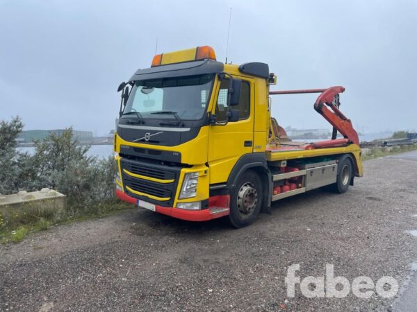 Volvo FM 330 4x2 Liftdumper