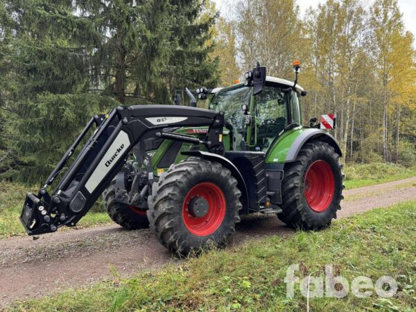 Fabeo - Hem 3 Fendt 716 Vario med Quicke Q6s Traktor med frontlastare