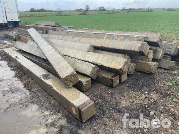 Betongpålar / Betongstolpar 5m