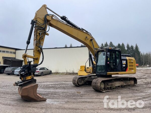 Caterpillar 323FL Bandgrävare