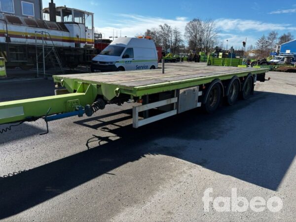 3-Axlad Maskintrailer 24T
