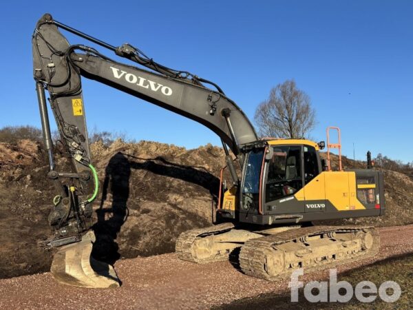 Volvo EC220EL Bandgrävare med Leica