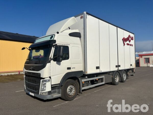 Volvo FM 370 Serie 4459 Skåpbil med bakgavellyft
