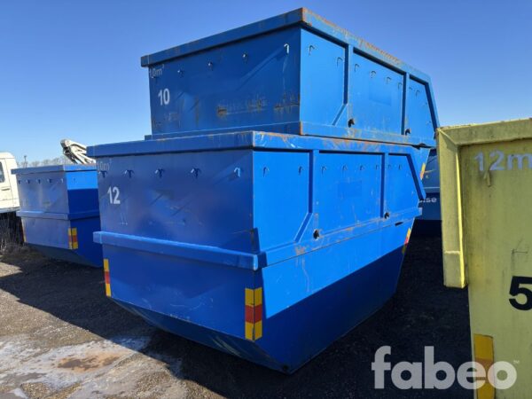 2 st Liftdumpercontainers 10 m³ & 12 m³