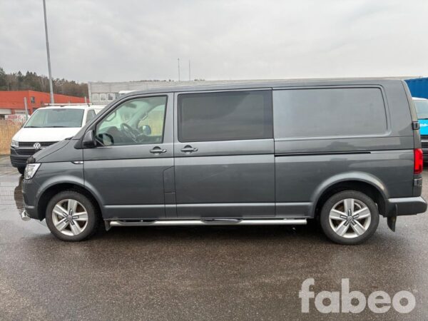 Volkswagen Transporter Kombi T32 4Motion DSG Transporter