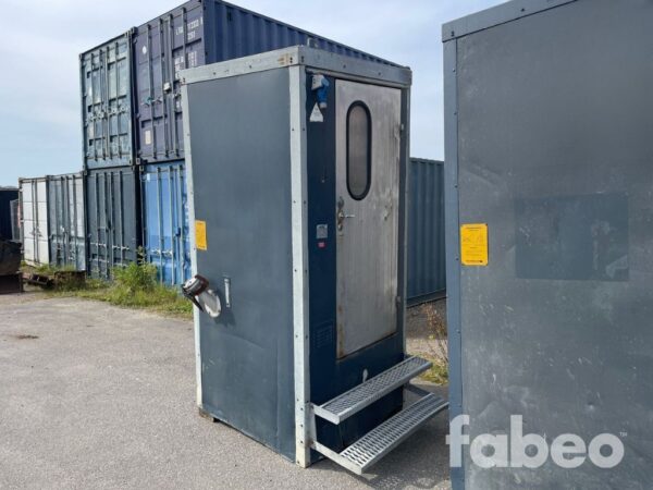 Toalettkabiner 3 stycken