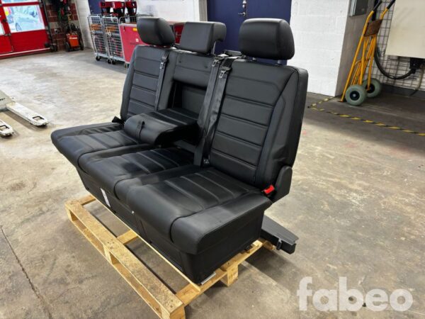 Sätesinsats inkl. Bagageinsynsskydd till Volkswagen Multivan