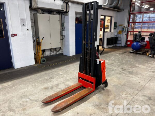 Rapid Lift RHS 3350 Staplare