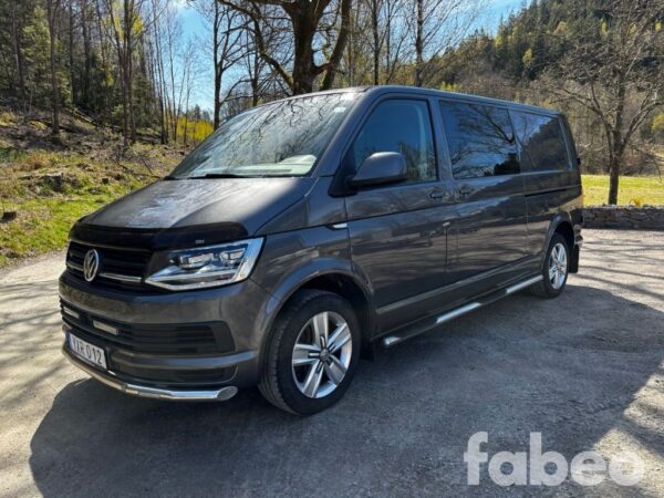 Volkswagen Transporter Kombi T32 4Motion DSG Transporter