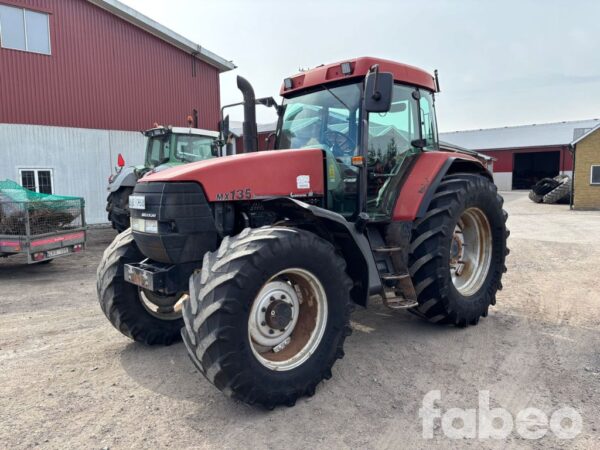 Case IH MX 135 Traktor