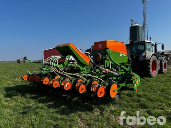 Amazone EDX 6000-T Centerfill Höghastighetssåmaskin