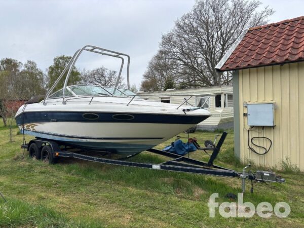 Sea Ray 230 Signature Sea Ray 230 Signature