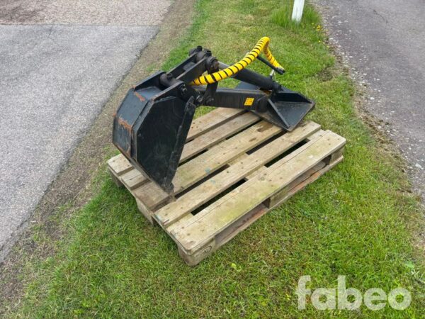 Avant Grävarm med skopa  Avant Grävarm med skopa