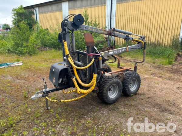 Nokka Forest Pro Plus 1042 Skogsvagn med kran för ATV