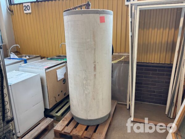 Nibe EKS-500 Nibe EKS-500 Varmvattenberedare