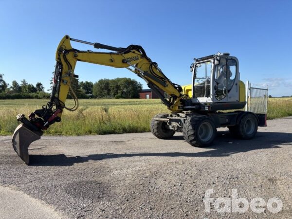 Wacker Neuson EW100 Hjulgrävare med massa redskap