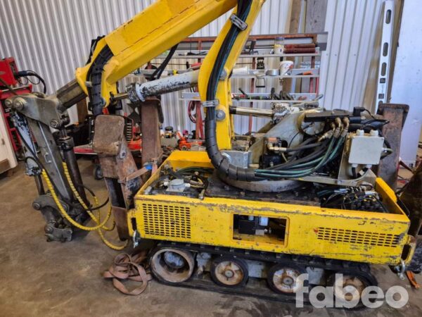 Thordab DMX 520 Rivningsrobot med hydraulhammare och crusher