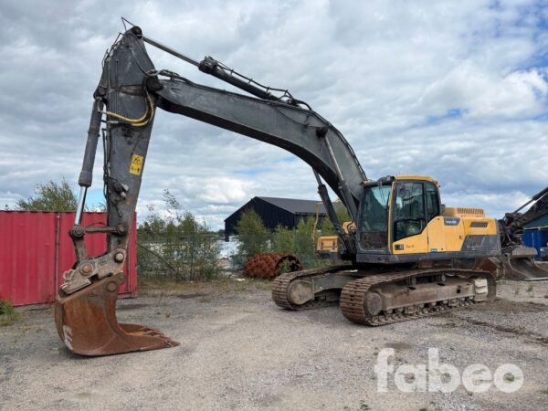 Volvo EC300DNL Volvo EC300DNL Bandgrävare