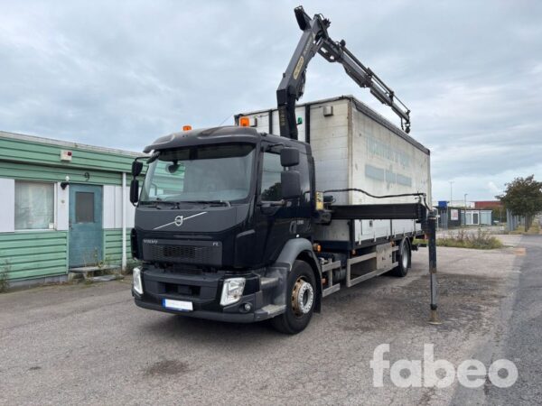 Volvo FL 4x2 280 Kranbil med kapell