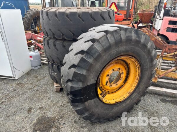 Michelin XMED2 17.5R25 Komplett hjulpaket entreprenad