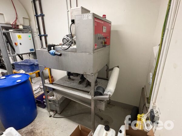 MIX Srl Model PC300 MIX Srl Model PC300 Reningsverk till tvätthall