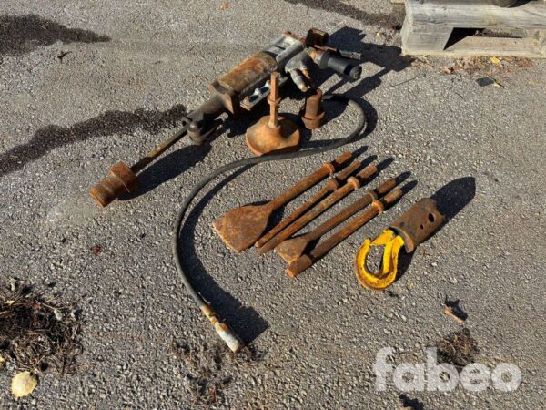 Hydraulhammare med tillbehör Hydraulhammare med tillbehör